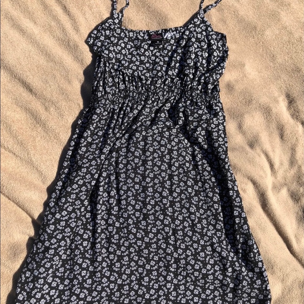 Maternity dress size XL never worn